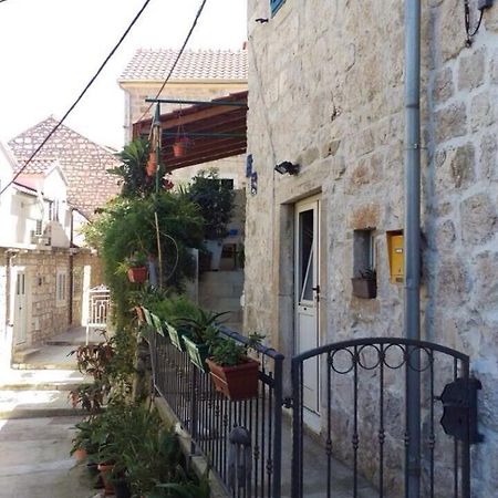 Ana Tudor Apartments Hvar Town Luaran gambar