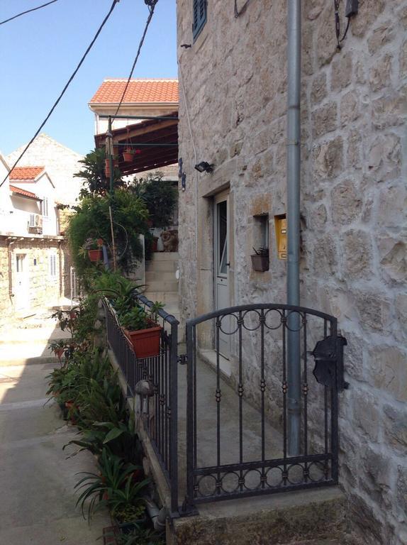 Ana Tudor Apartments Hvar Town Luaran gambar