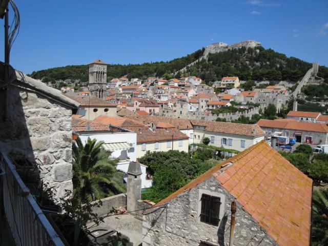 Ana Tudor Apartments Hvar Town Luaran gambar