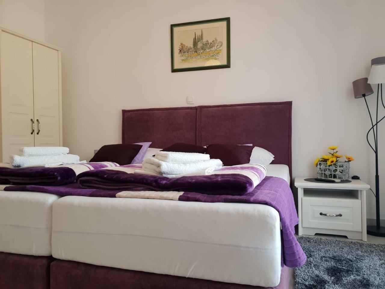 Ana Tudor Apartments Hvar Town Luaran gambar